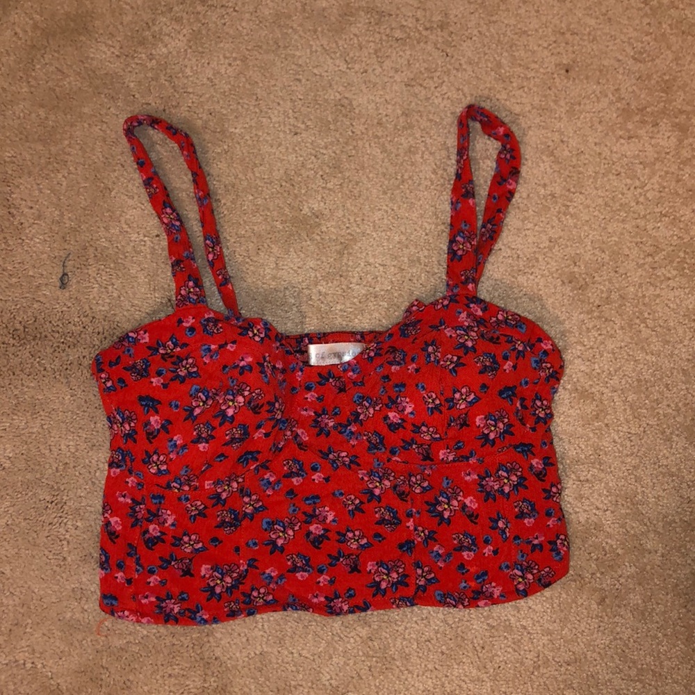 CROP TOP